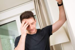 ما أسباب الدوار المصحوب بغثيان؟