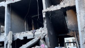 شاهد- قصة طفلين نجوا بعد إبادة عائلتهما بغزة