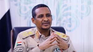 حميدتي يتهم مصر بشن ضربات جوية على قواته بالسودان