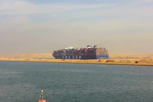 مصر تخسر 70% من إيرادات قناة السويس بسبب توترات البحر الأحمر