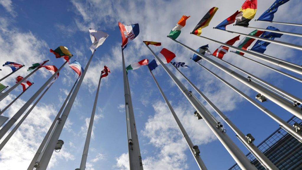 النمسا تلوح باستخدام “الفيتو” لتمنع رومانيا وبلغاريا من الانضمام إلى منطقة “شنغن”