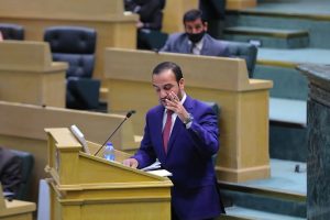 السجن 10 سنوات لنائب أردني سابق بتهمة تهريب أسلحة للضفة