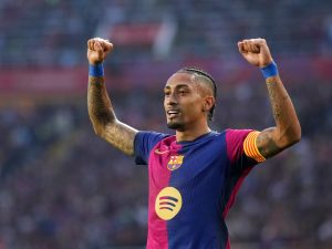 رافينيا يكشف سر معاناته مع تشافي وتألقه مع فليك