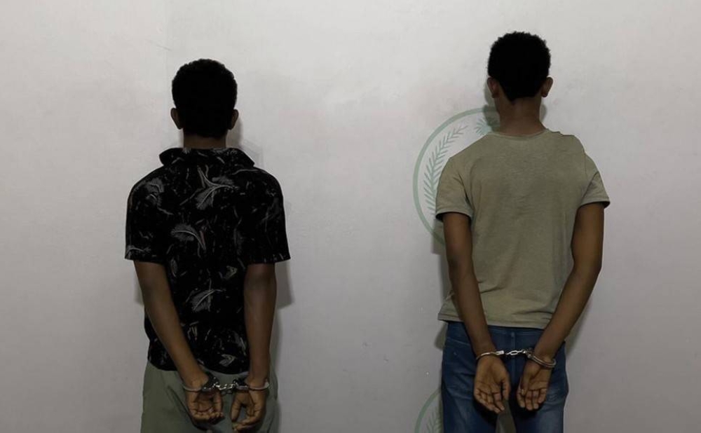 شرطة جدة تقبض على مخالفيْن لنظام الحدود لترويجهما «الحشيش»