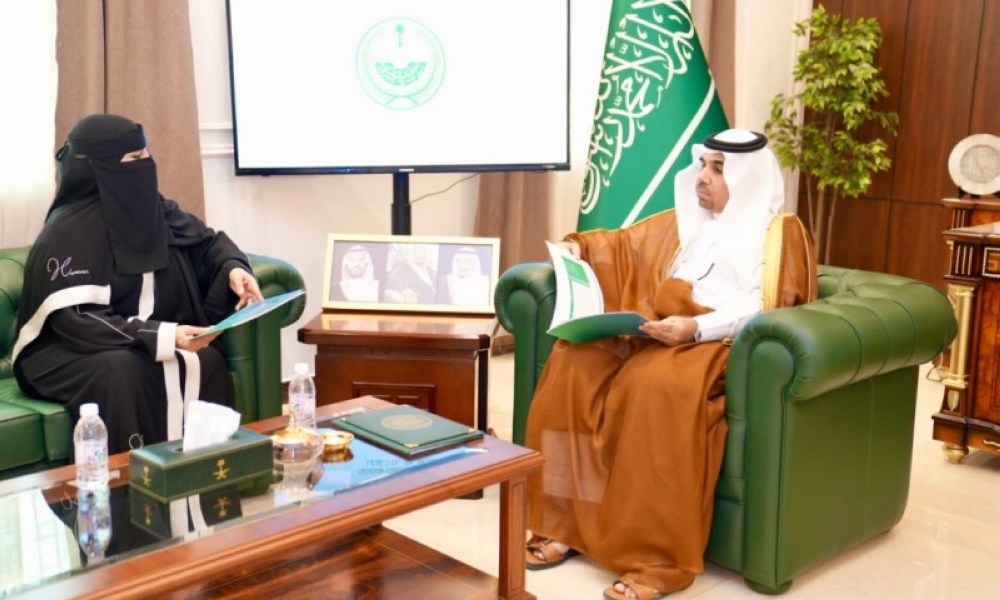 محافظ خليص ووكيل محافظة رابغ يطّلعان على مشروع تحول حوكمة مكاتب التعليم