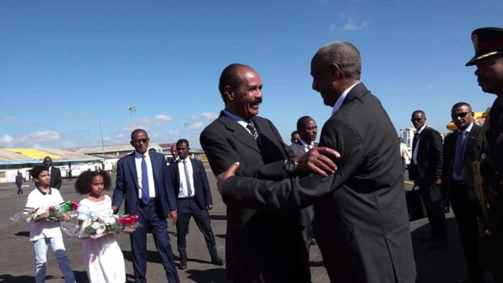 قمة إريترية سودانية بأسمرا وإثيوبيا تؤكد “التزامها” بسيادة السودان