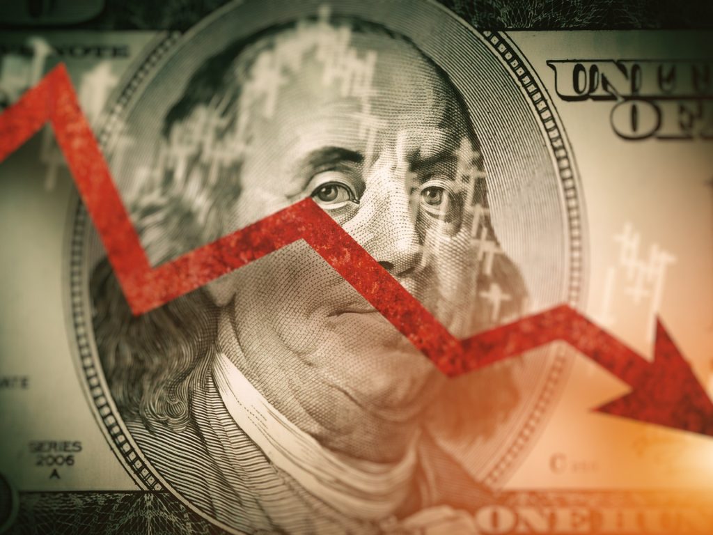 كوكايين صناعة الخدمات المالية.. هل نحن على أبواب أزمة جديدة؟