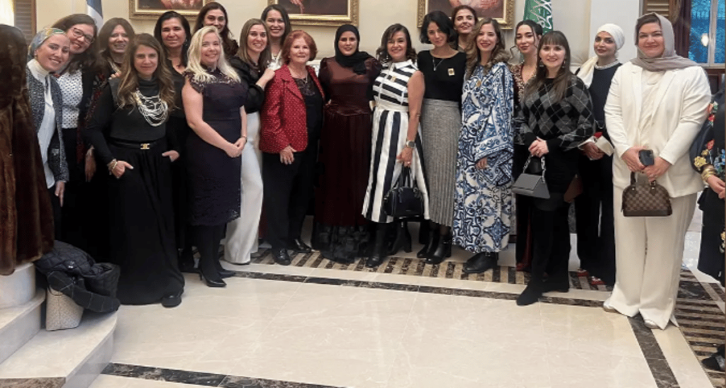 سفارة المملكة في فرنسا تقيم فعالية ثقافية بعنوان "يوم التراث السعودي"