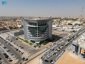 استئصال ورم «سركومي» نادر من ثدي مريضة حامل بمركز الأورام بالقصيم