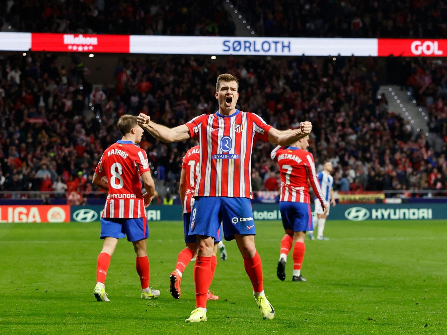 شاهد.. أتلتيكو ينتزع المركز الثاني من ريال مدريد بالدوري الإسباني