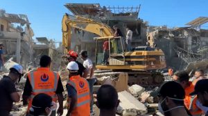 بالفيديو.. الدفاع المدني اللبناني في مواجهة النار والدمار