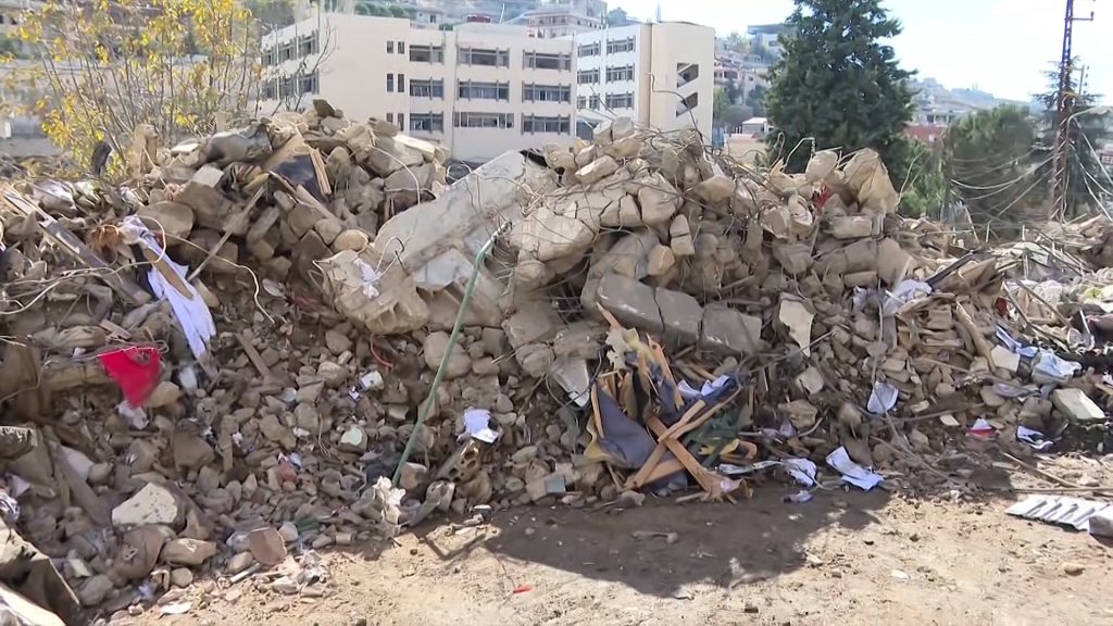 الجزيرة ترصد الدمار الذي خلفه القصف الإسرائيلي على بلدات بعلبك