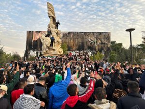 المعارضة السورية تعلن هروب الأسد والاحتفالات تعم دمشق