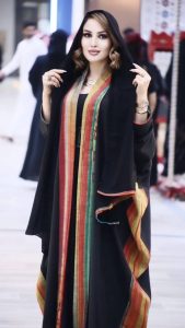 كيف تصبح العلامة التجارية هوية خاصة في تصميم الأزياء؟