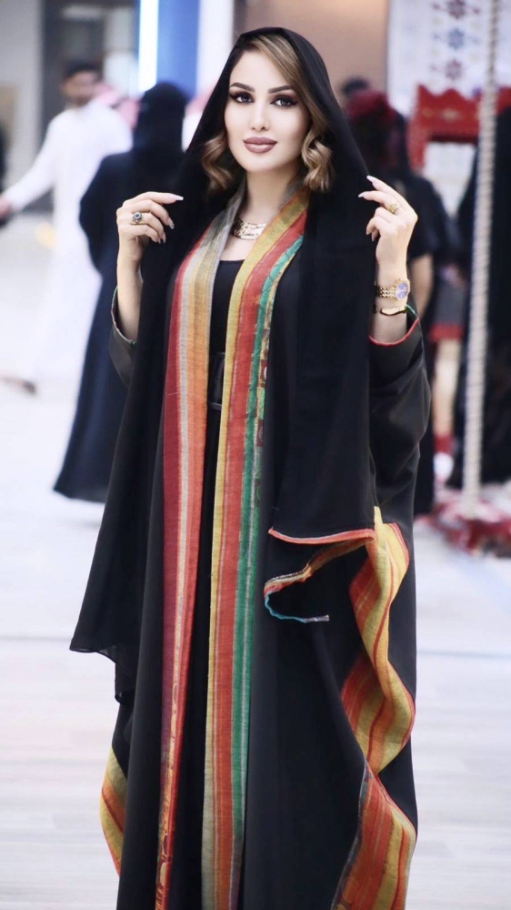 كيف تصبح العلامة التجارية هوية خاصة في تصميم الأزياء؟