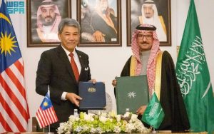 «الموارد البشرية» توقع مذكرة تفاهم في مجال التنمية الاجتماعية مع ماليزيا
