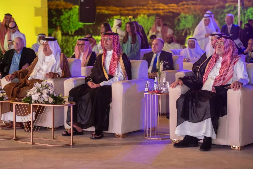 برعاية أمير مكة ونيابة عنه.. محافظ جدة يفتتح معرض «الجمل عبر العصور»