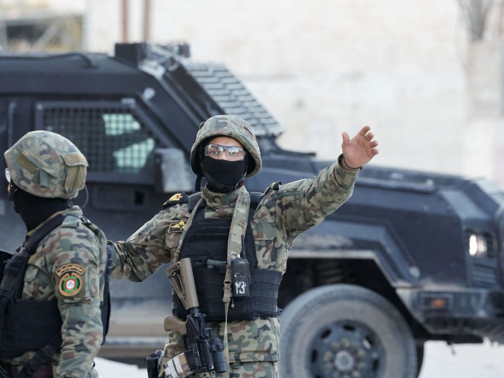 تجدد الاشتباكات بين المقاومة وأجهزة أمن السلطة بمخيم جنين