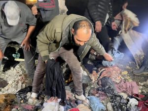 مجزرة في بيت لاهيا وشهداء من النازحين بدير البلح وخان يونس