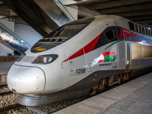 المغرب يبحث تمويل توسيع سكة الحديد بـ8.8 مليارات دولار