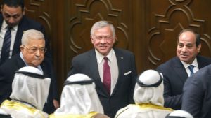 “نفعل الكثير من أجلهم وسيفعلون ذلك”.. ترامب أكيد من قبول عمان والقاهرة لخطة تهجير الفلسطينيين