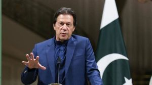 في قضية فساد..السجن 14 عاماً بحق عمران خان