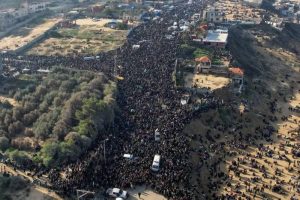 انفراج أزمة «يهود» يعيد النازحين الفلسطينيين إلى شمال غزة