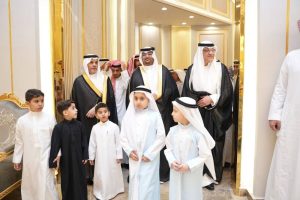 الصيرفي والقرشي يزفّان عبدالعزيز