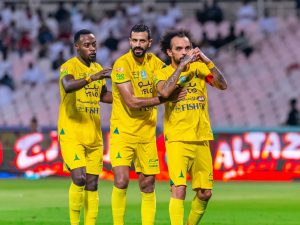 الخليج يضرب العروبة بثلاثية في دوري روشن