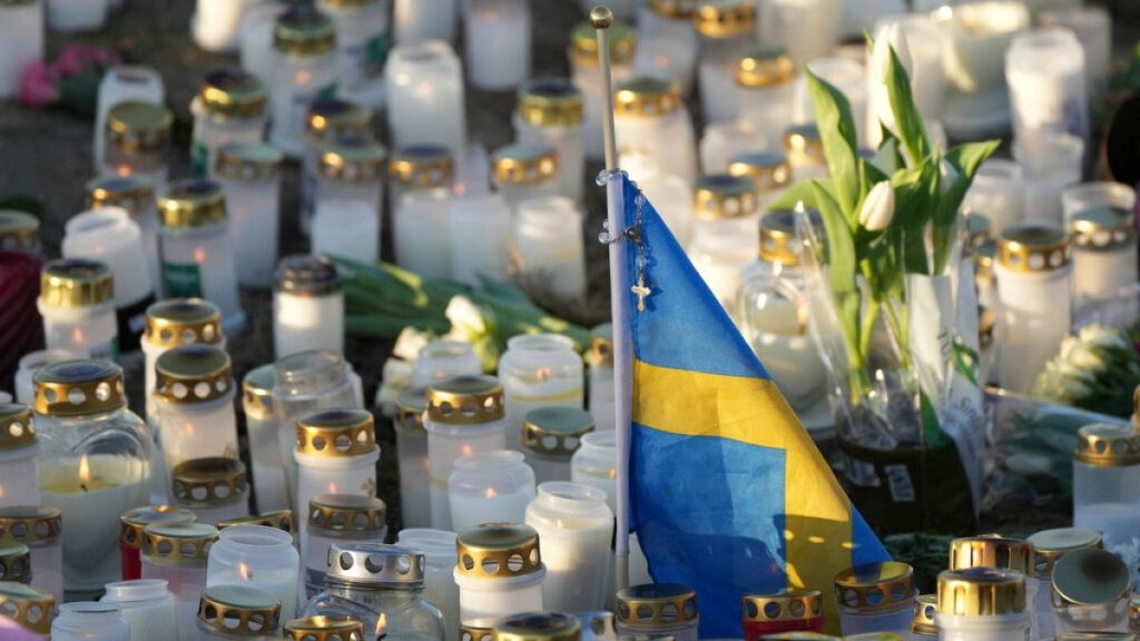 السويد تتحرك ضد العنف المسلح: حادثة أوربرو هي “اللحظة الفارقة” لإعادة النظر في قوانين الأسلحة