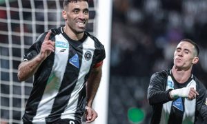بين «العقيد» و «حمدالله» لقب تاريخي