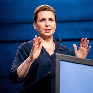 الدنمارك لواشنطن: «غرينلاند» ليست للبيع