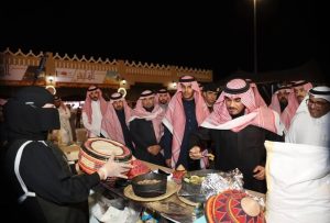 الأمير تركي بن هذلول يفتتح مهرجان «الرقش النجراني» لعام 2025