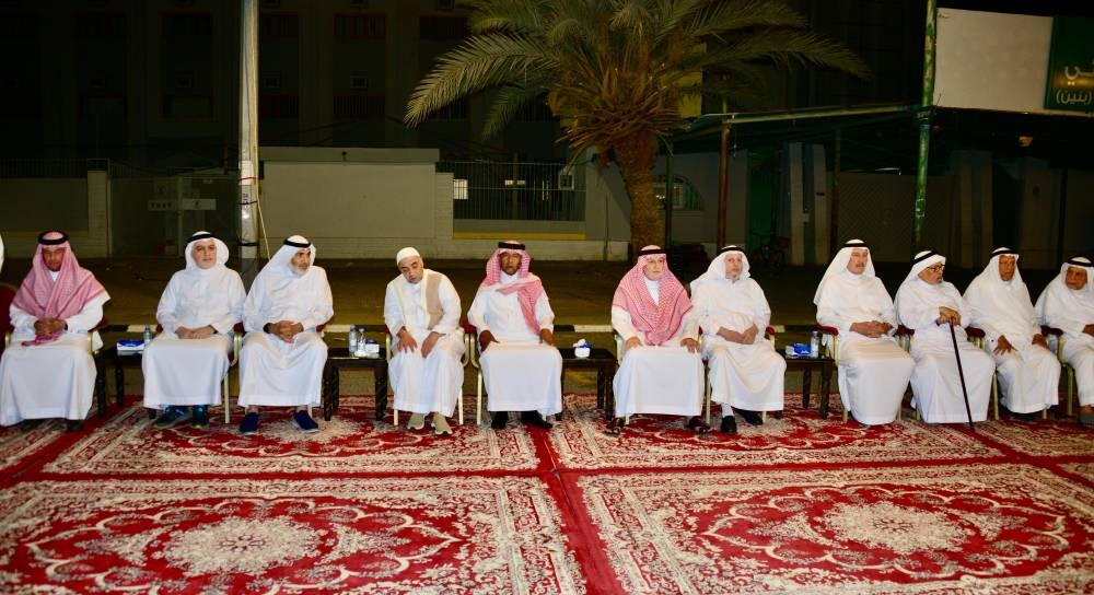 أسرة جمجوم تتلقى التعازي في فقيدها