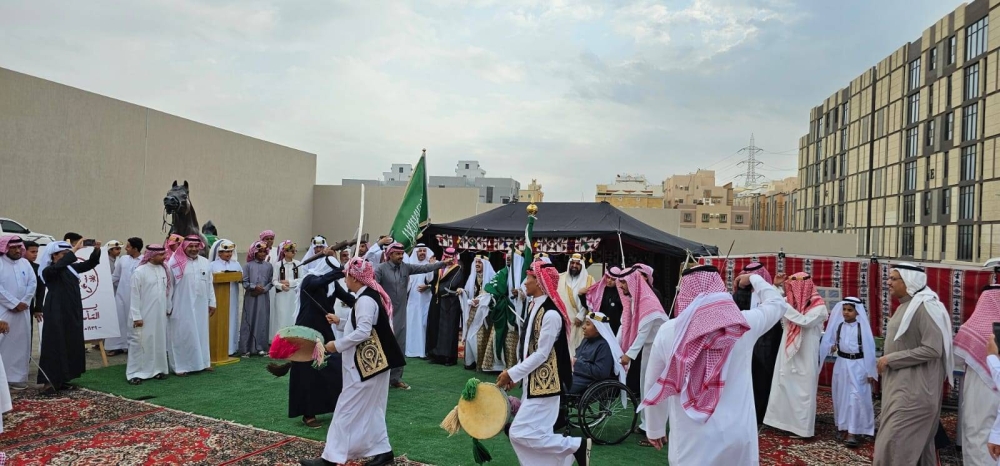 متوسطة العلاء بن الحضرمي تحتفل بيوم التأسيس