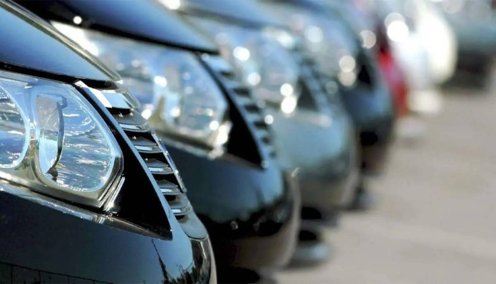 8 ضوابط لاستئجار الجهات الحكومية المركبات المدنية