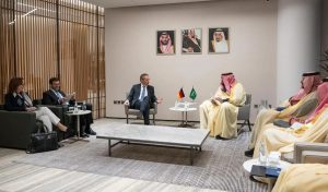 وزير الاقتصاد يبحث مجالات التعاون الاقتصادي والتجاري والاستثماري مع وزير المالية الألماني