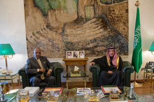 نائب وزير الخارجية يبحث مستجدات الأوضاع في السودان مع سفير الخرطوم لدى المملكة