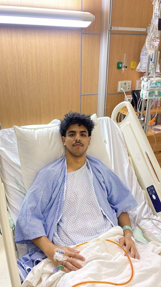 الصميدي يتبرع لوالدته بجزء من كبده وينهي معاناتها مع المرض