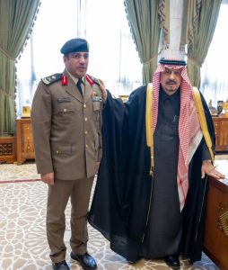 أمير منطقة الرياض يقلّد مساعد مدير مرور المنطقة رتبته الجديدة