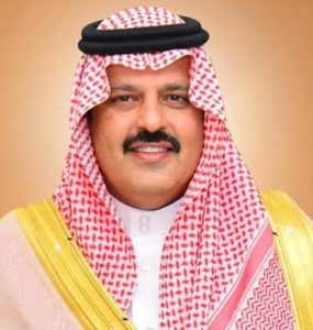 أمير حائل يقدّم واجب العزاء لأسرة الصلحاني