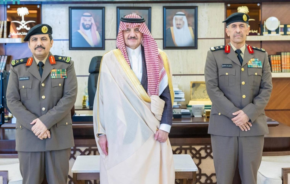 أمير الشرقية يقلّد مدير شرطة الدمام رتبته الجديدة