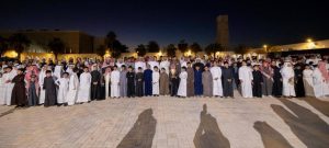 محافظ حفر الباطن يقيم مأدبة إفطار للأيتام