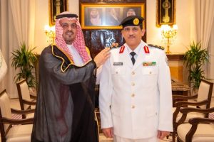 نائب أمير مكة المكرمة يقلد الخضير رتبته الجديدة