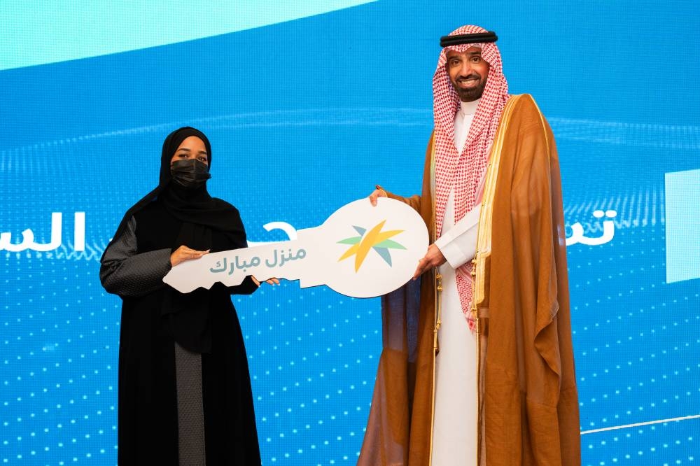 وزير «الموارد البشرية» يزور منطقة مكة ويشهد توقيع اتفاقيات تنموية وإطلاق مبادرات تمكينية