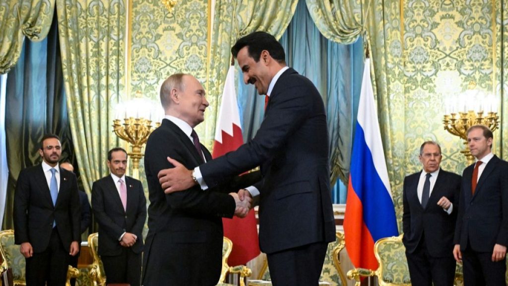 بوتين وأمير قطر في موسكو: توافق على دعم سيادة سوريا ووحدة أراضيها