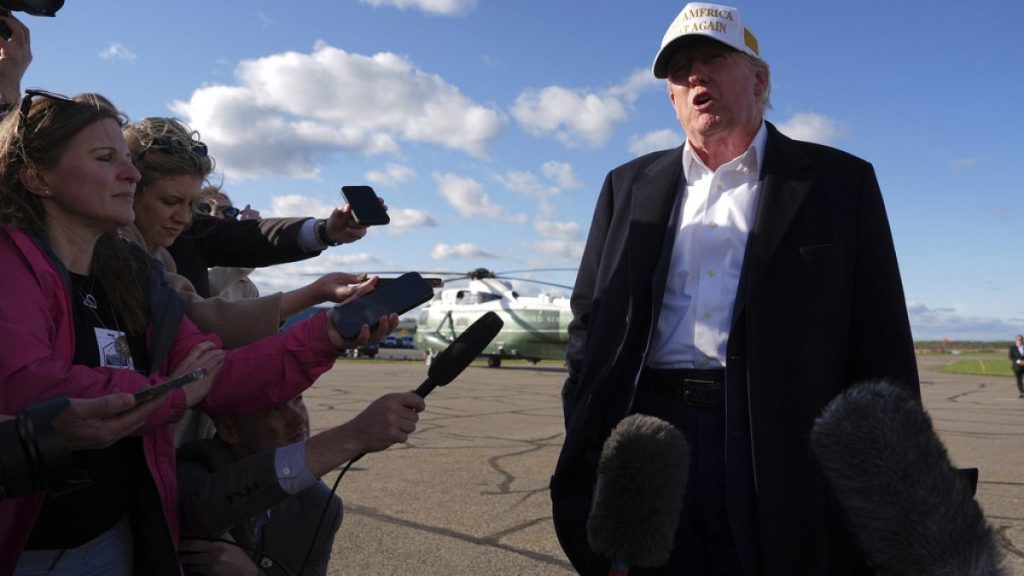 ترامب: المؤيدون يطالبونني بانتظام بالترشح لولاية ثالثة