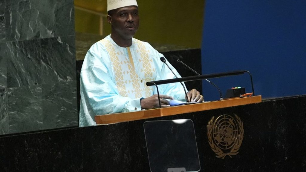 إيكواس تُعرب عن قلقها إزاء التصعيد في أفريقيا: ماذا يحدث بين مالي والجزائر؟