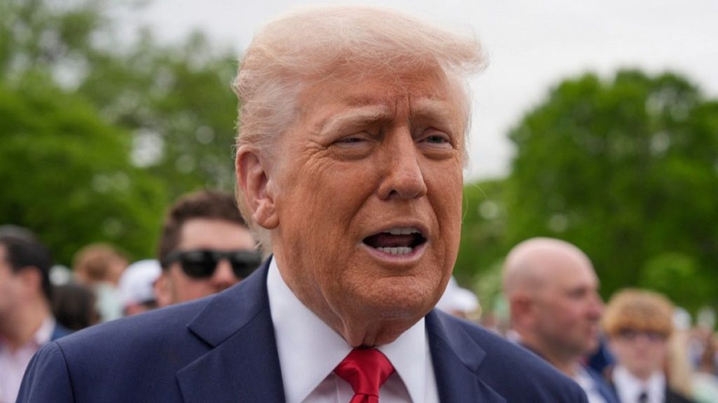 البيت الأبيض: ترامب يزور السعودية والإمارات وقطر الشهر المقبل