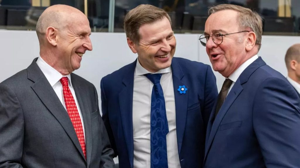 بعد اجتماع بروكسل.. حلفاء كييف يقرون حزمة جديدة من الأسلحة والمساعدات بقيمة 21 مليار يورو